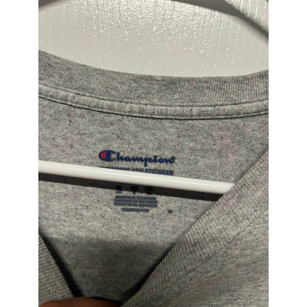 Vintage Champion Embroidered Logo T-Shirt Gray Short Sleeve Tee Size Large - Picture 3 of 5